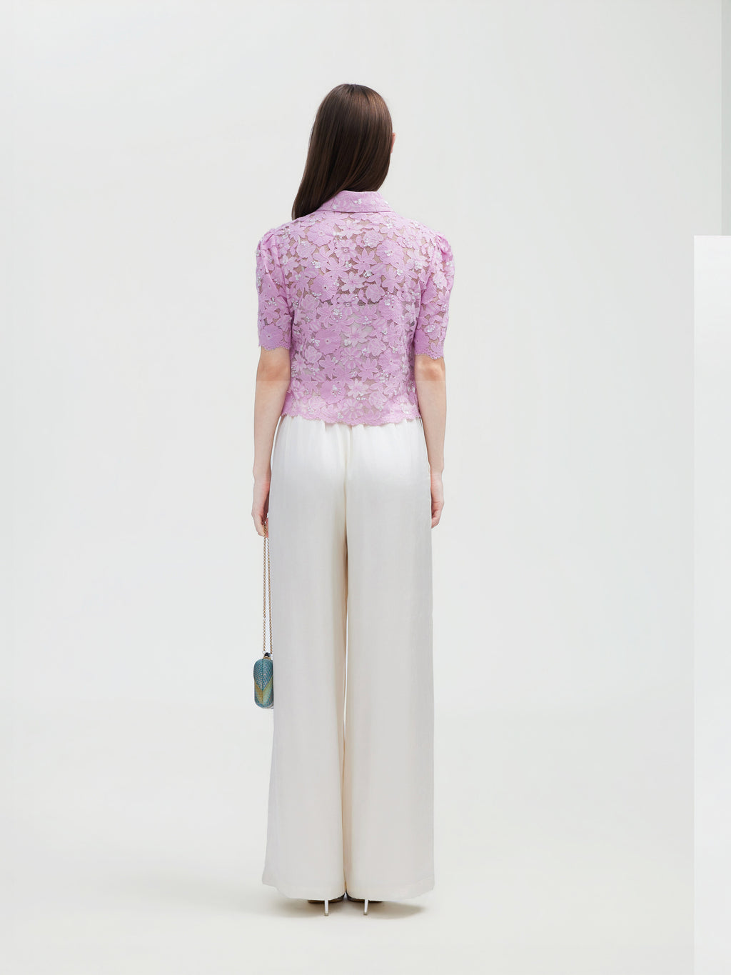 BLUSH PINK LACE PERAL BOTTON TOP