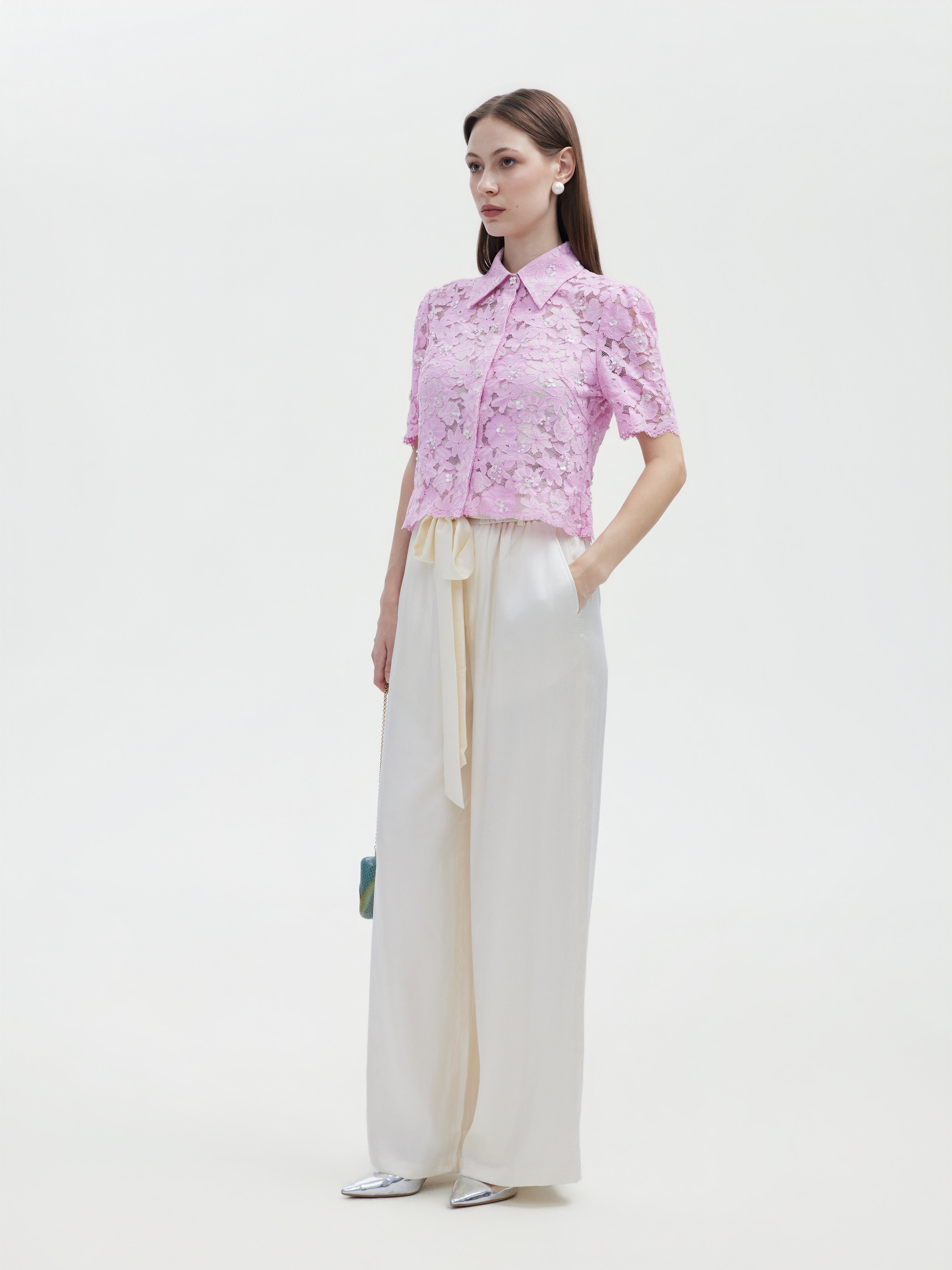 BLUSH PINK LACE PERAL BOTTON TOP