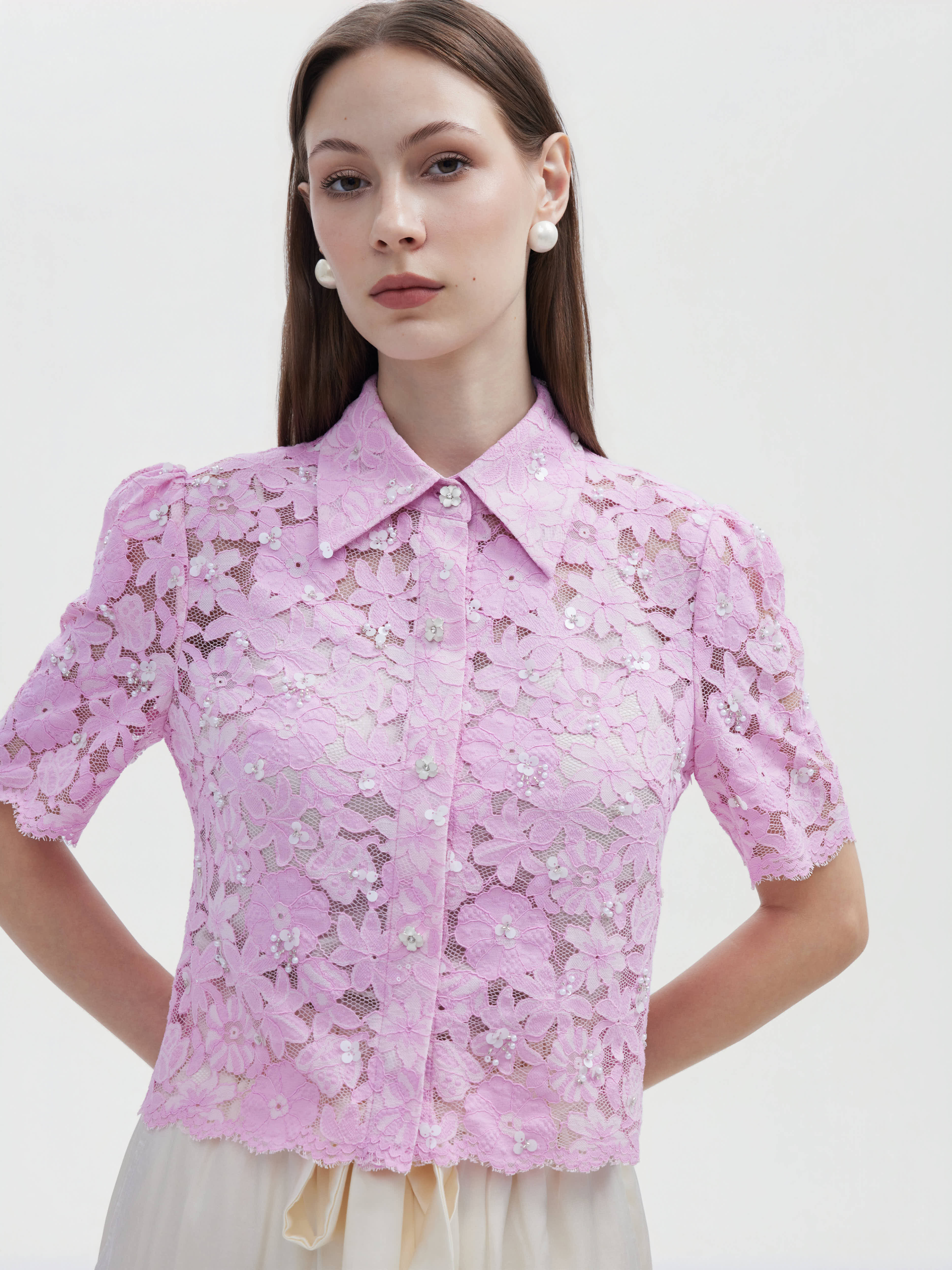 BLUSH PINK LACE PERAL BOTTON TOP