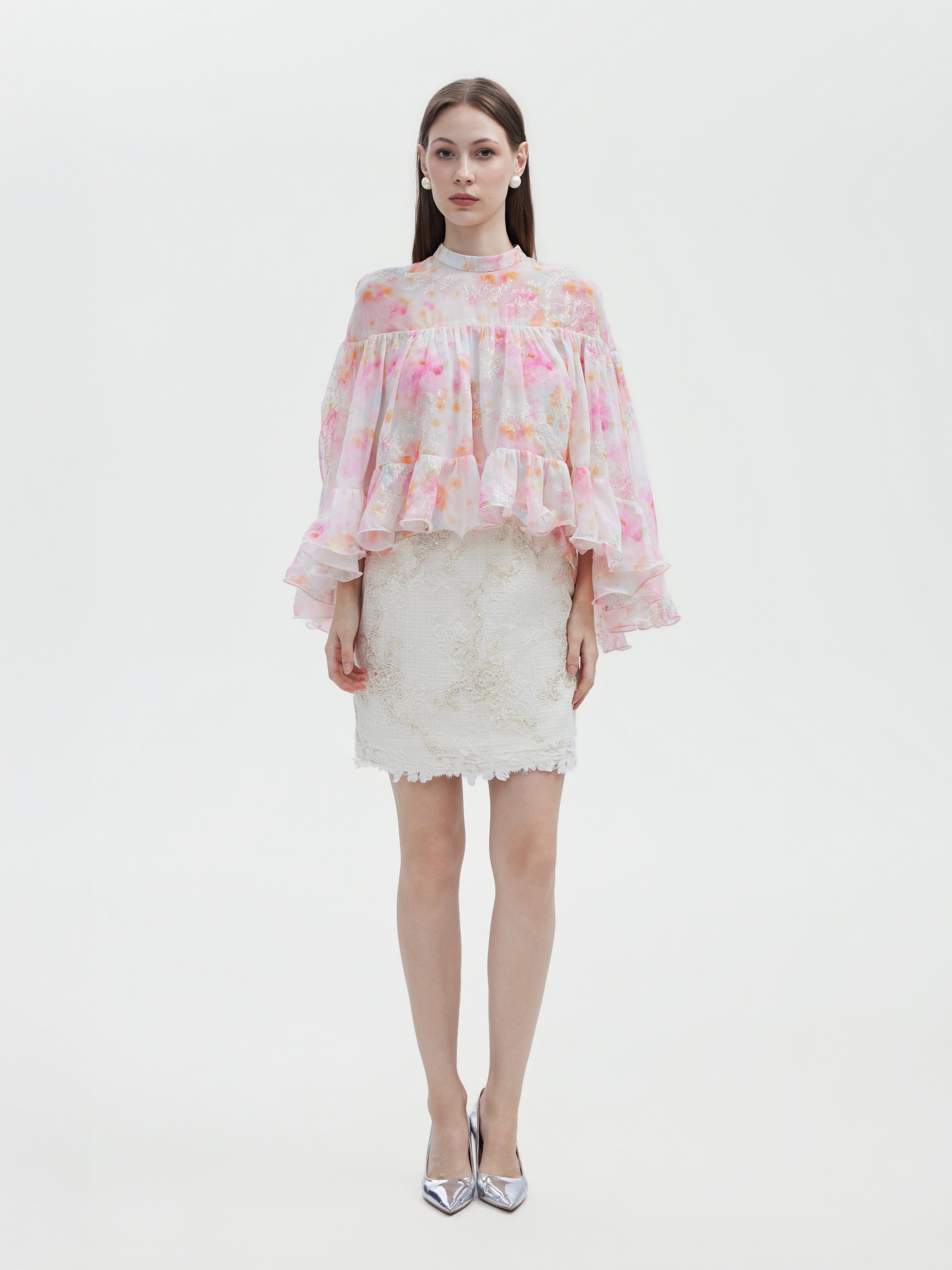 WATERCOLOR FLORA EMBROIDERED RUFFLE SILK TOP