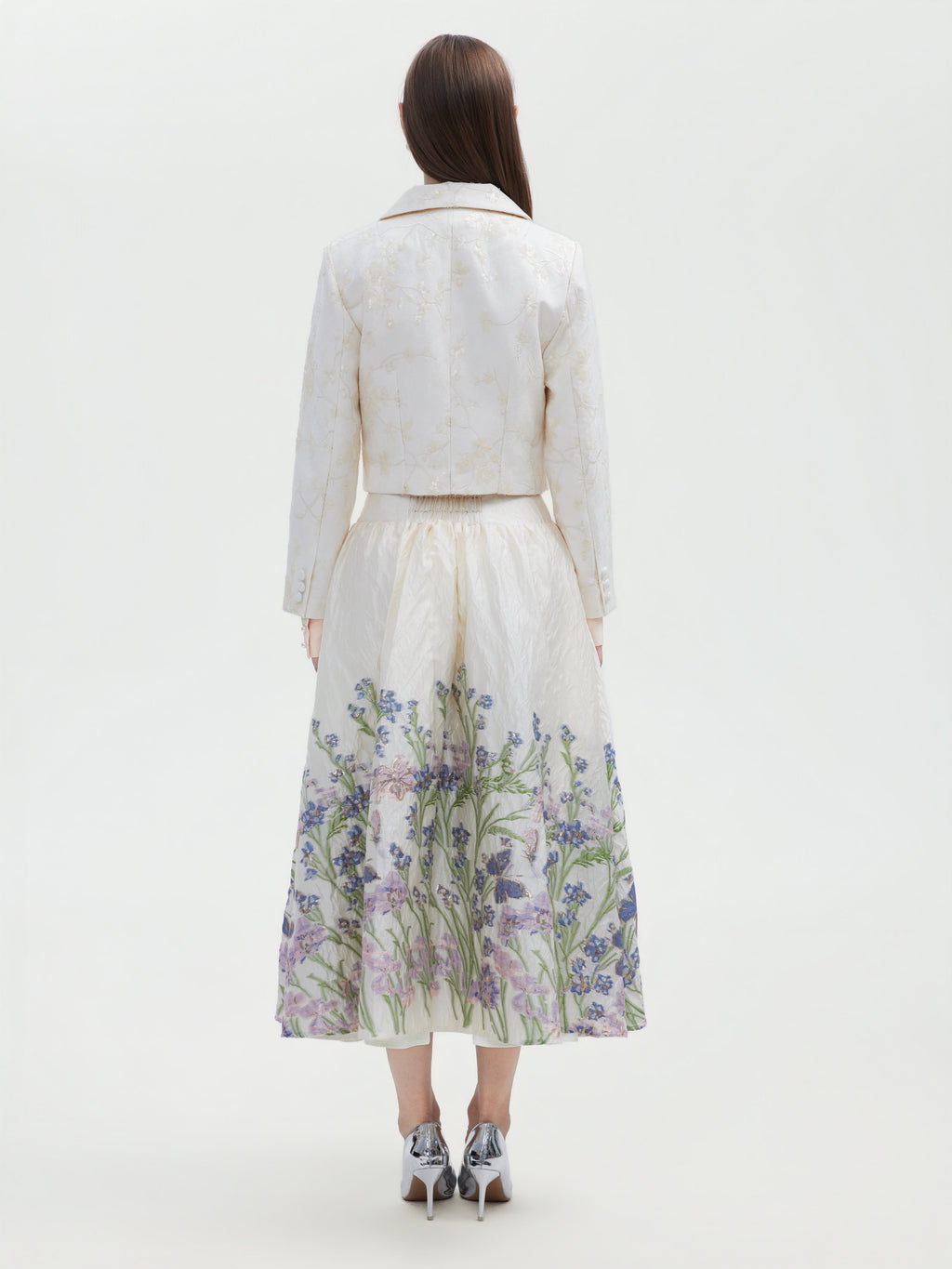 IVORY FLORAL EMBODIED CROPPED JACKET