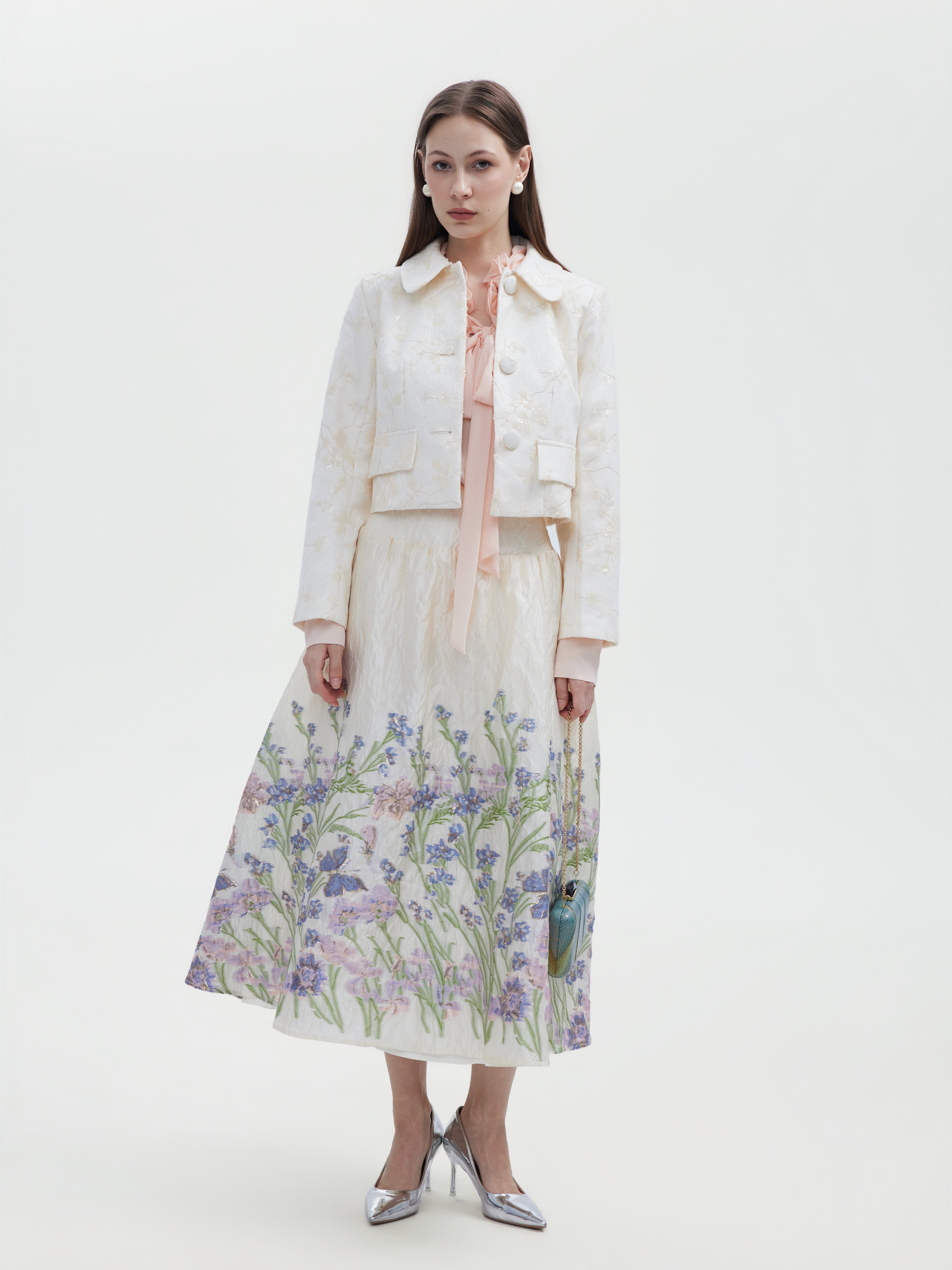 IVORY FLORAL EMBODIED CROPPED JACKET
