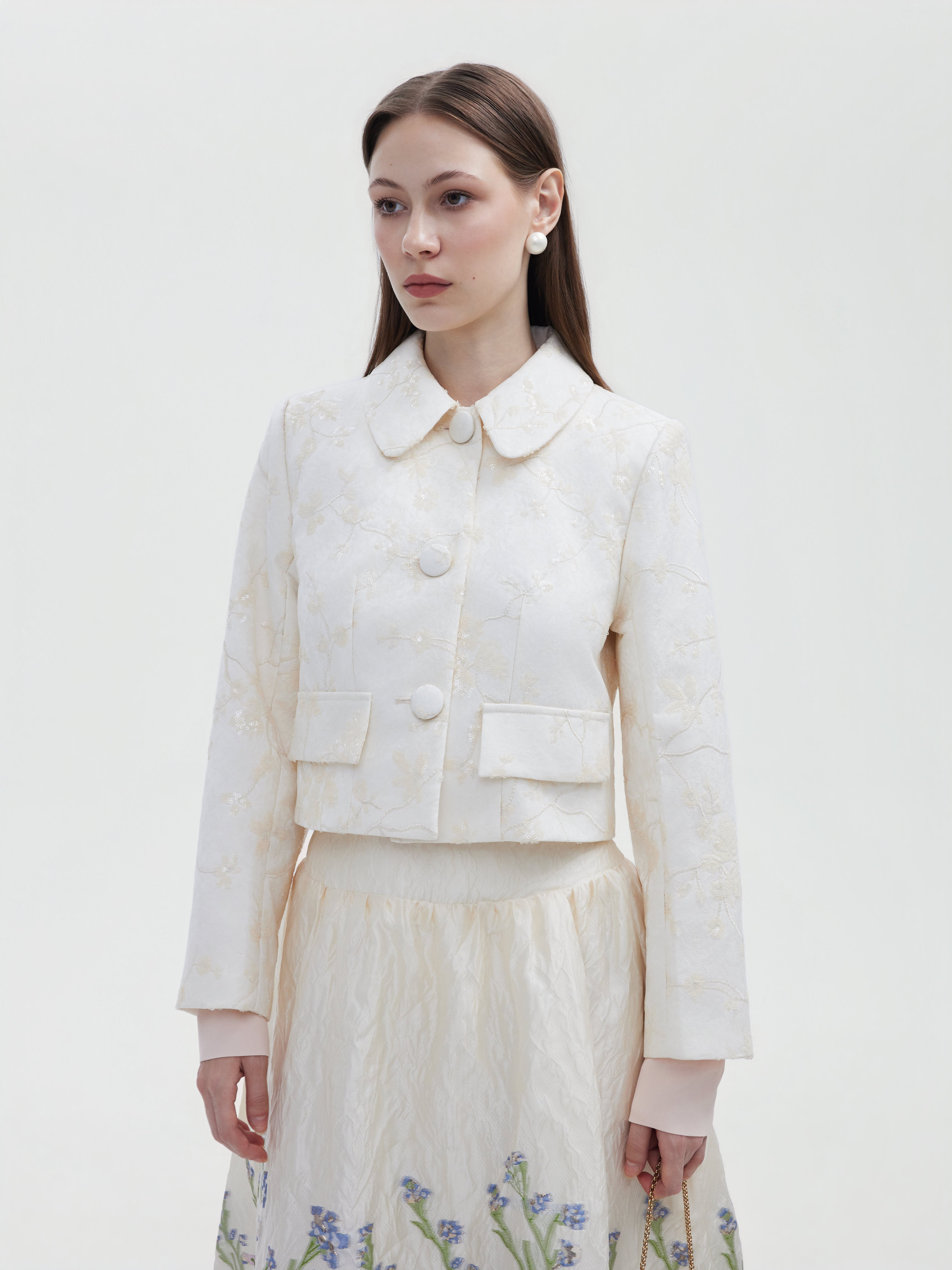 IVORY FLORAL EMBODIED CROPPED JACKET
