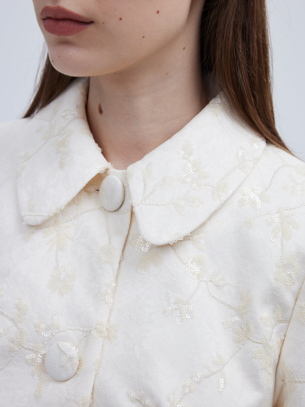 IVORY FLORAL EMBODIED CROPPED JACKET
