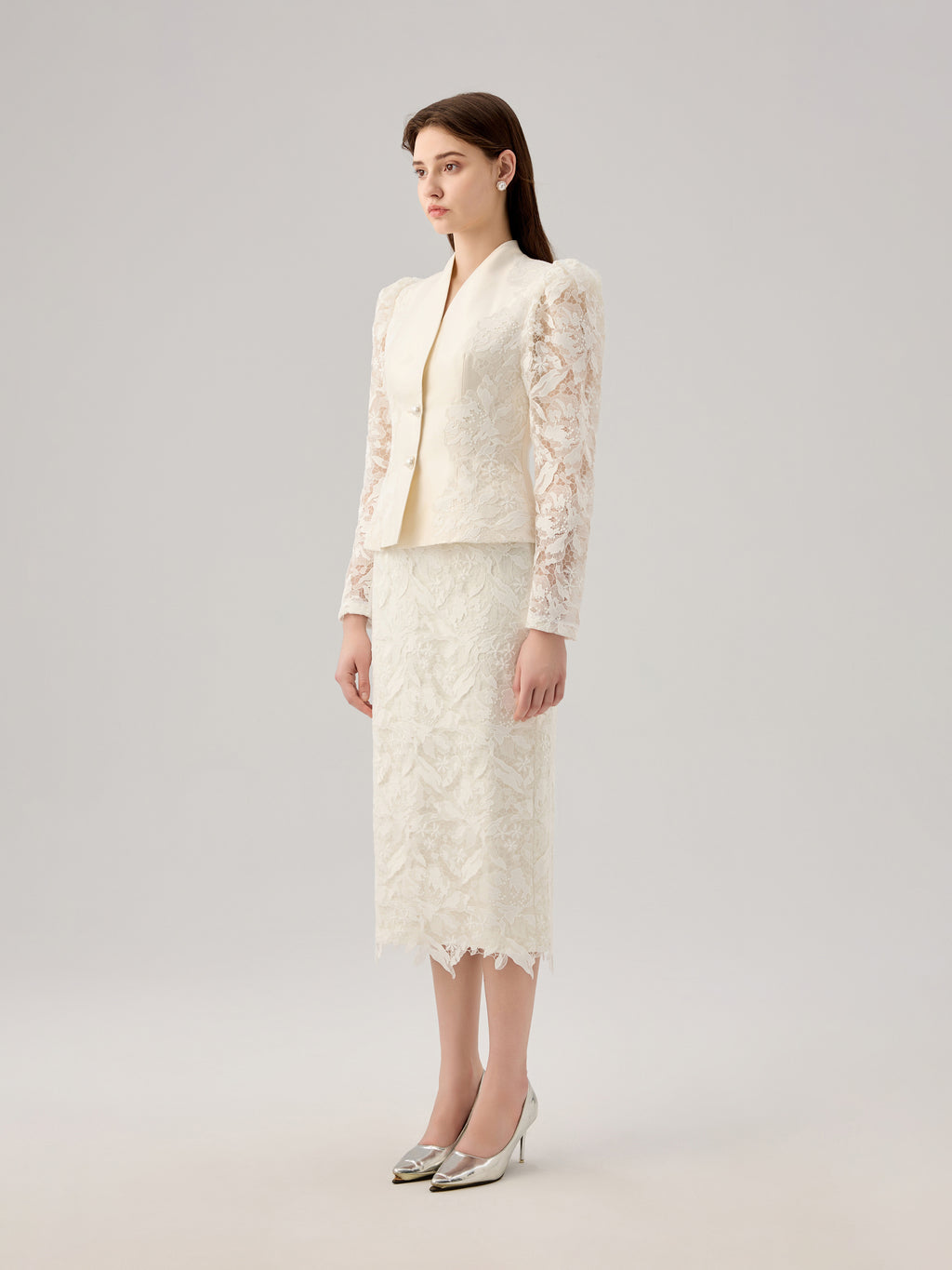 CLASSIC WHITE LACE JACKET