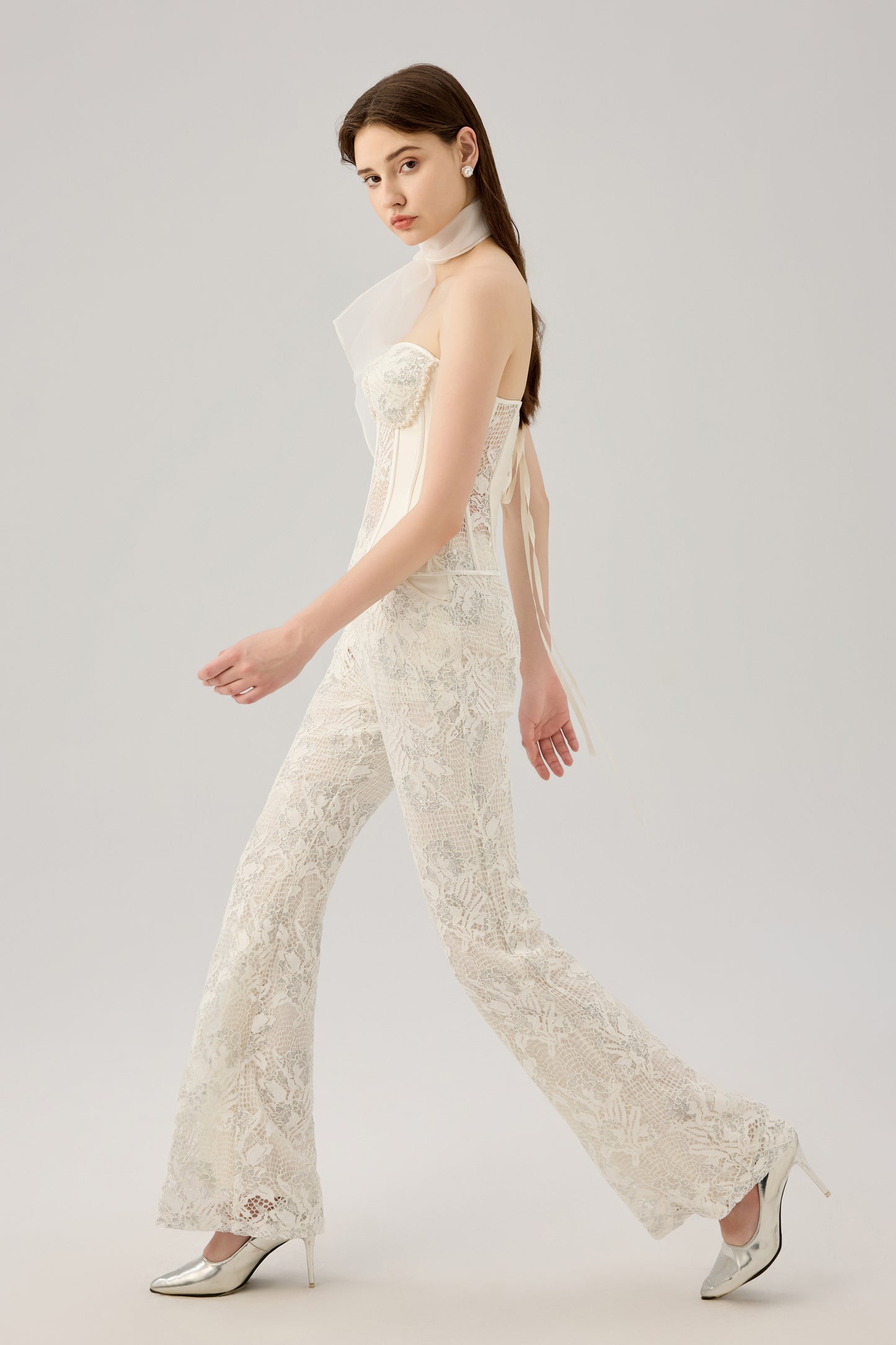 Lace bell pant