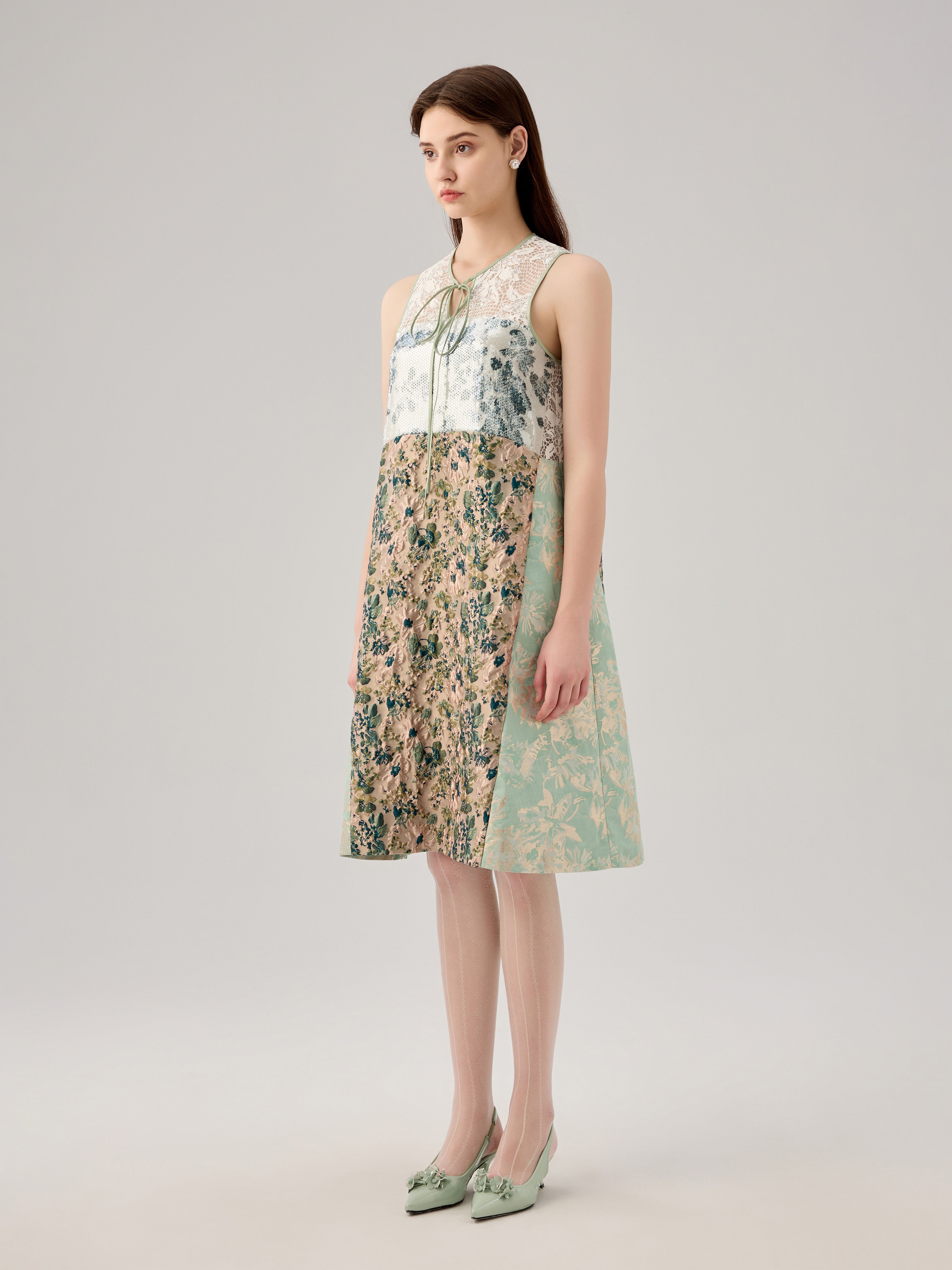 FLORAL JACQUARD LACE ALINE DRESS
