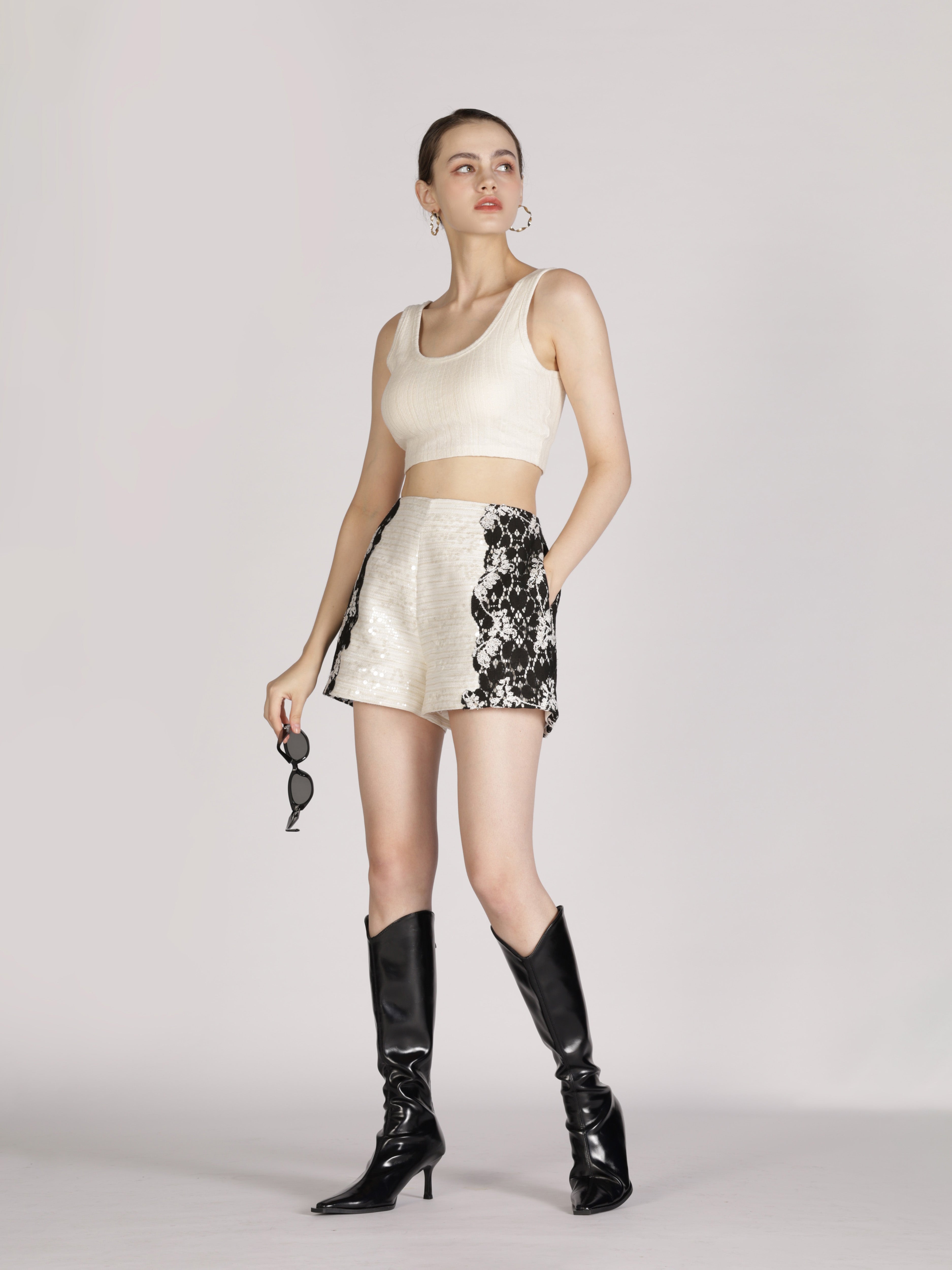 LACE SHORT PANT