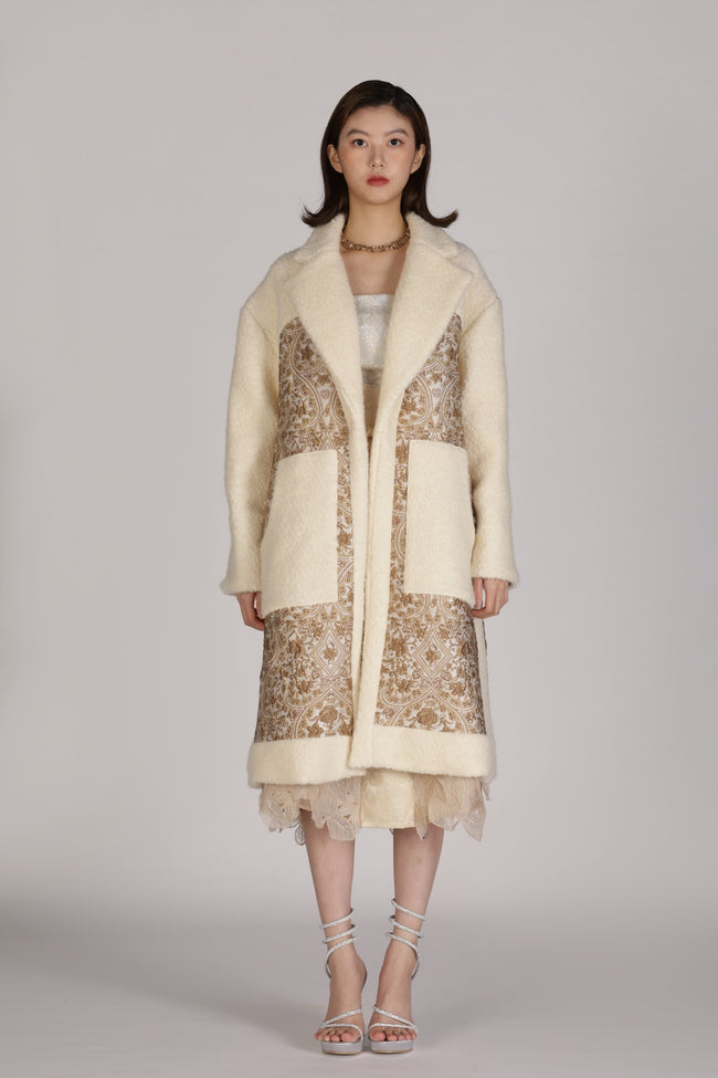 Dropped shoulder Coat Hover Image