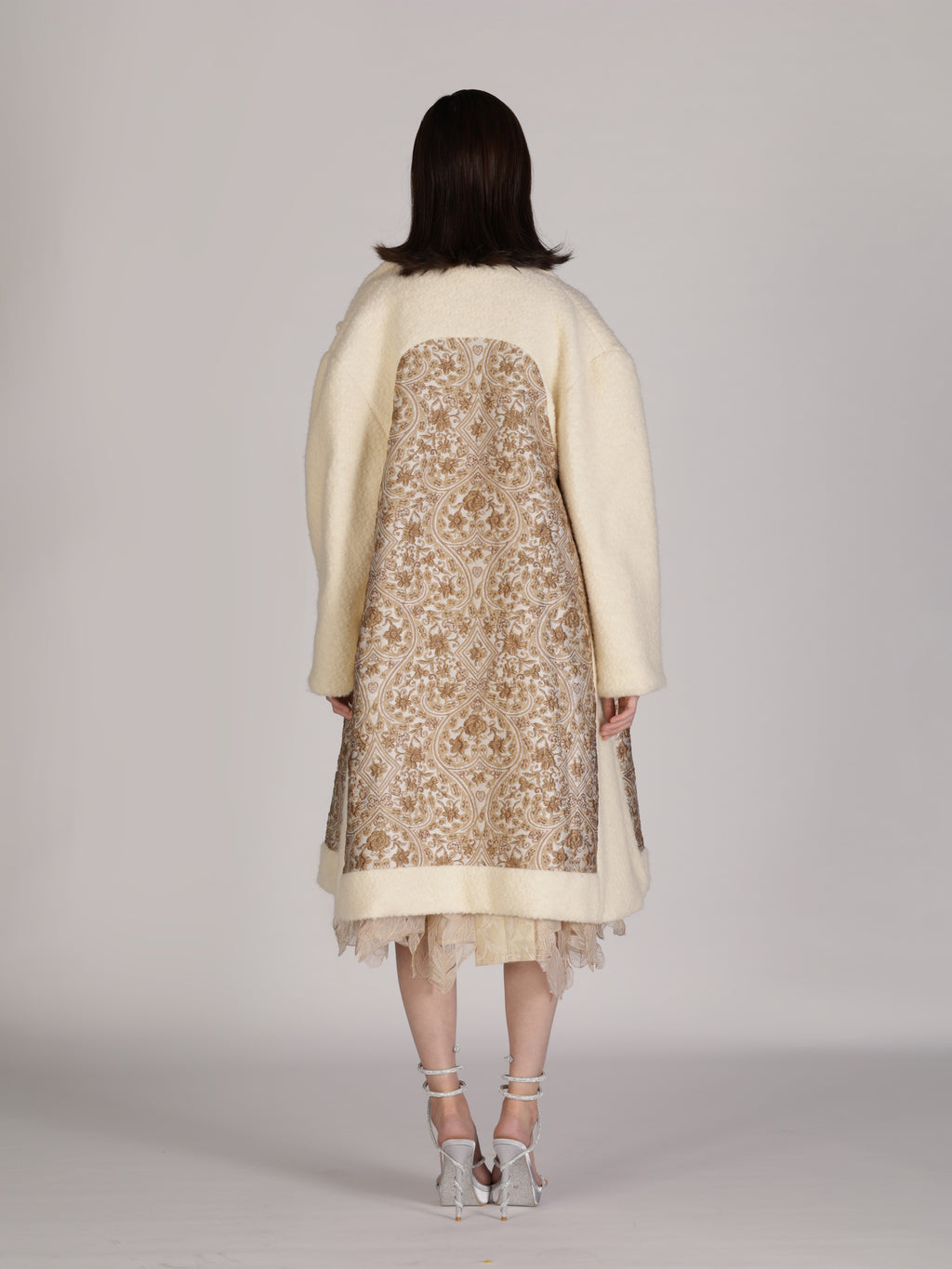 DROPPED SHOULDER COAT
